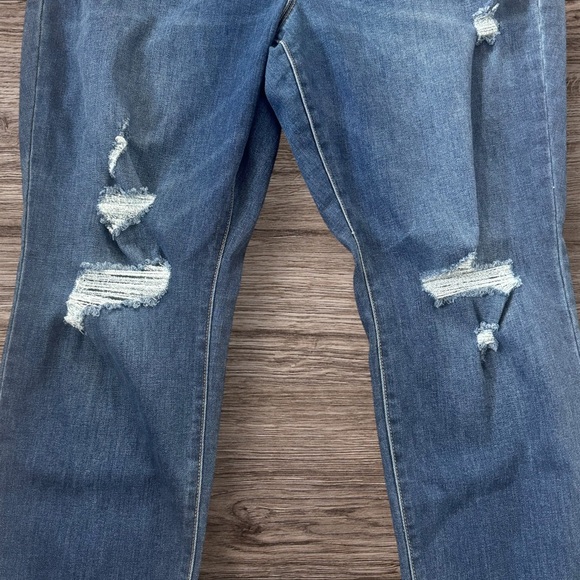 Old Navy Women's power straight Distressed Blue Jeans size 18 petite - Picture 3 of 9